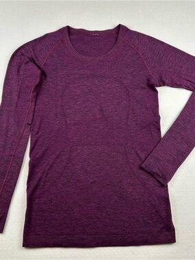 lululemon athletica | Women's Long-Sleeve Lightweight Crew Plum Heather, size 6
